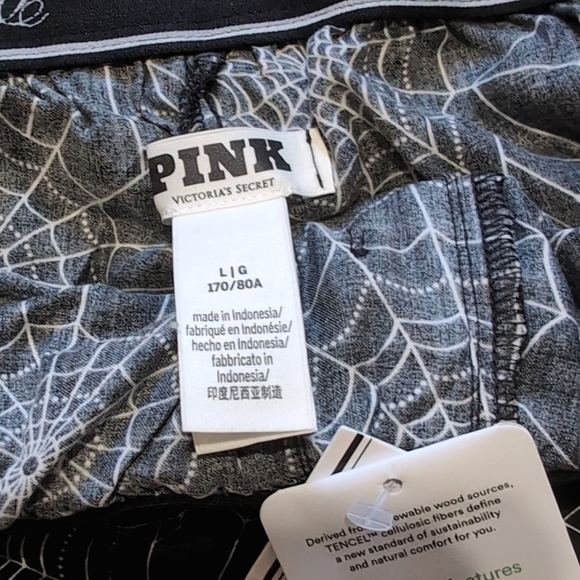 NWT VS Pink Spiderweb Tencel Shorts - Silky Black/White - Picture 9 of 15